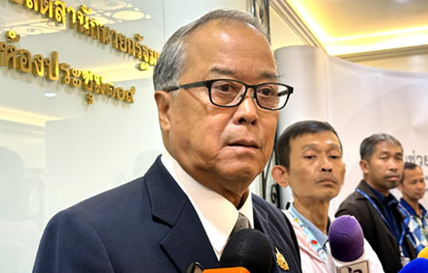 pheu-thai-to-use-lawyer-activist-for-accusing-it-of-trying-to-overthrow-the-state-after-court-win